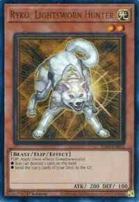 Ryko Lightsworn Hunter - RA02-EN003 - Ultra Rare 1st Edition - Ingles